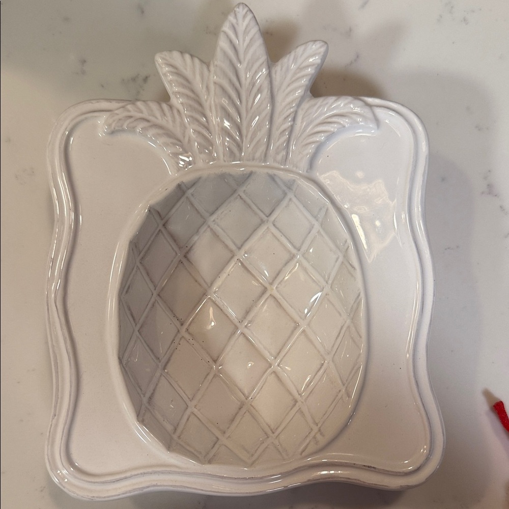 White Pineapple Shaped Ceramic Dish- For Dips but can use for most anything.